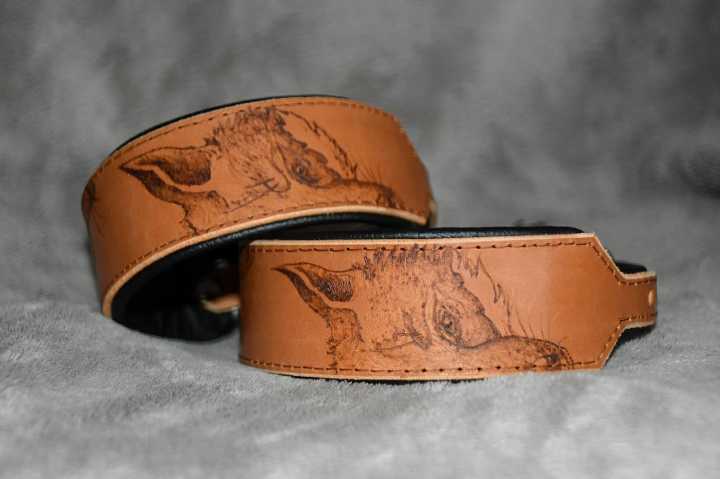 BRANDING Hundehalsband 𝗸𝗼𝗻𝗳𝗶𝗴𝘂𝗿𝗶𝗲𝗿𝗯𝗮𝗿 • Handgezeichnet