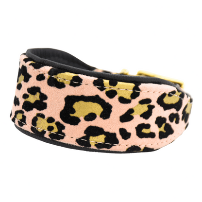 breites Windhundhalsband mit rosa Leomuster aus Wildleder